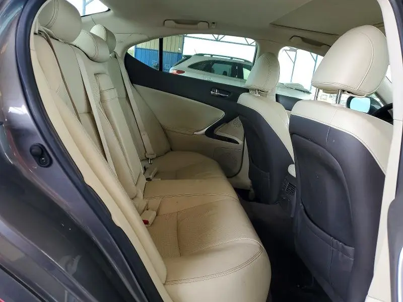 2013 LEXUS IS 250  