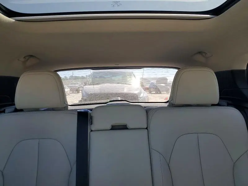 2021 VOLVO XC40 T5 MOMENTUM  