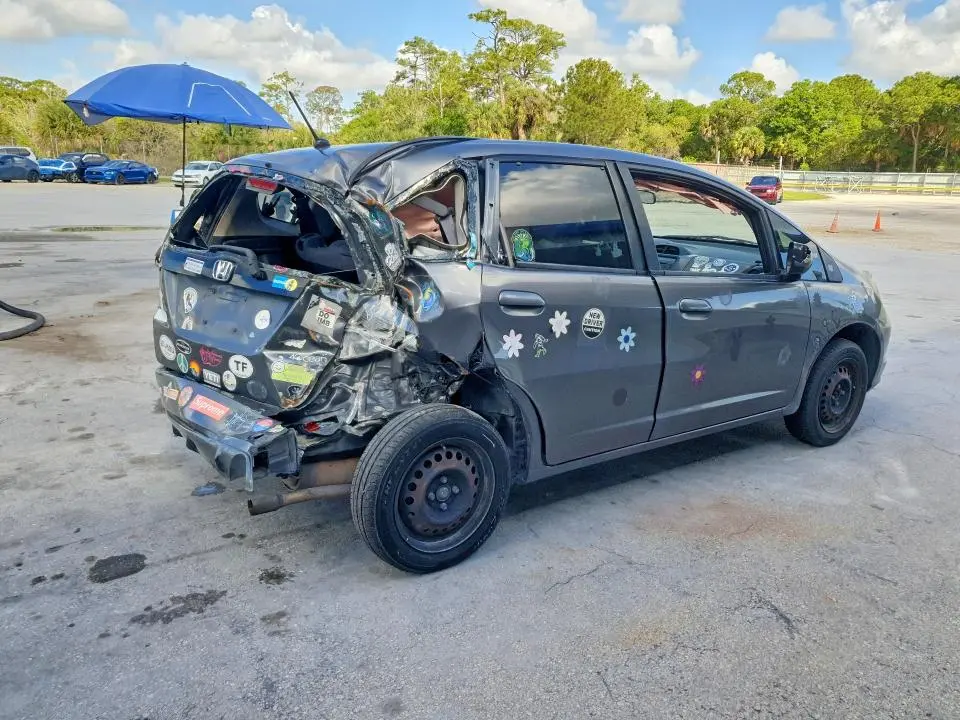 2013 HONDA FIT   