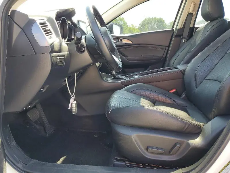 2018 MAZDA 3 GRAND TOURING  