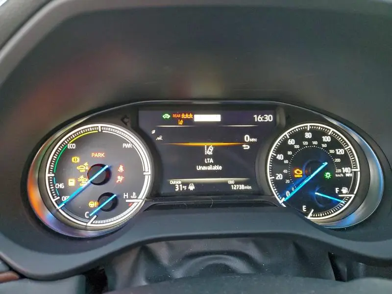 2024 TOYOTA VENZA LE  