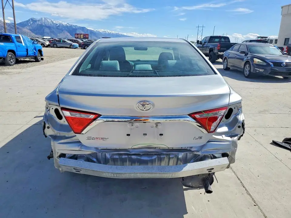 2017 TOYOTA CAMRY LE  