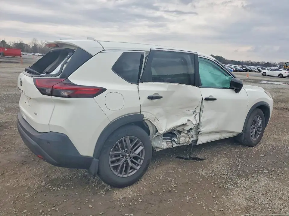 2021 NISSAN ROGUE S  
