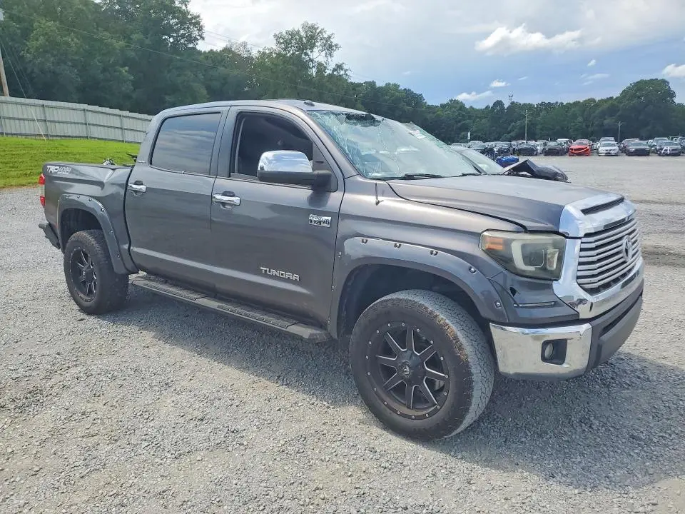 2014 TOYOTA TUNDRA CREWMAX LIMITED  