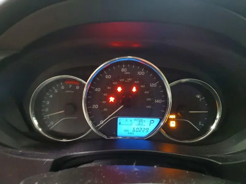 2015 TOYOTA COROLLA L  