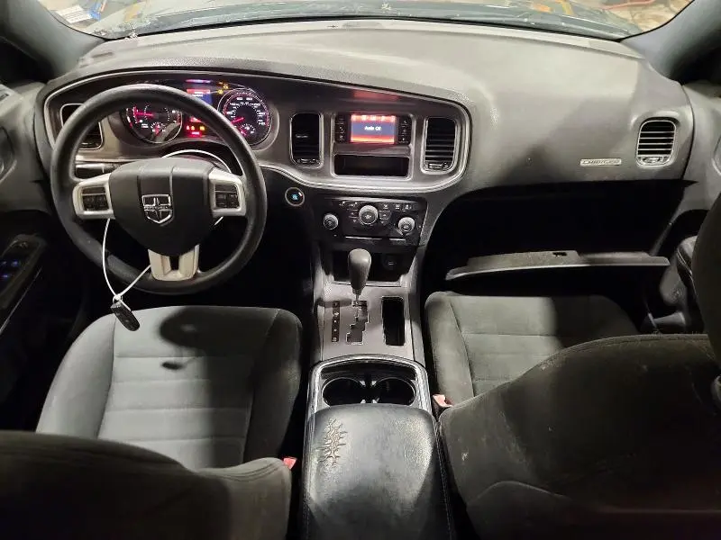 2012 DODGE CHARGER SE  