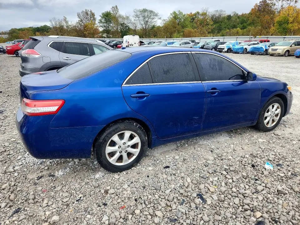 2011 TOYOTA CAMRY LE  