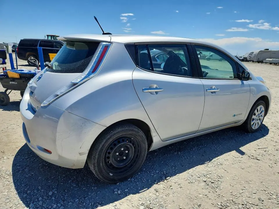 2013 NISSAN LEAF S  