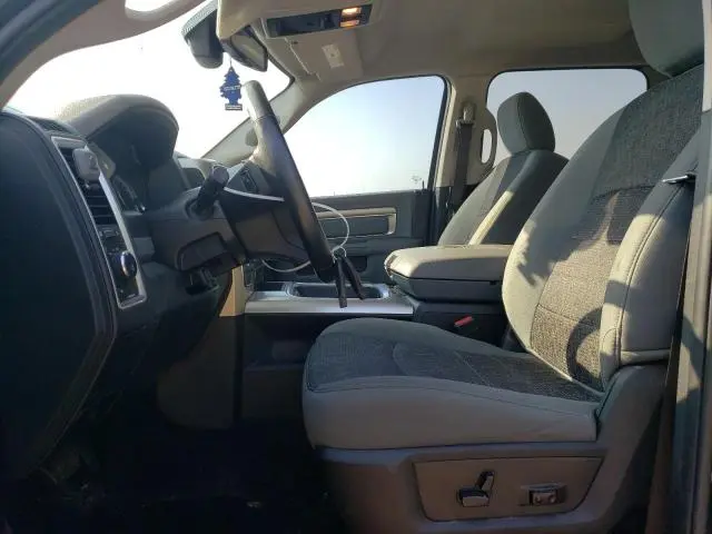 2019 RAM 1500 CLASSIC SLT  