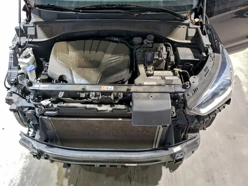 2018 HYUNDAI SANTA FE SE ULTIMATE  