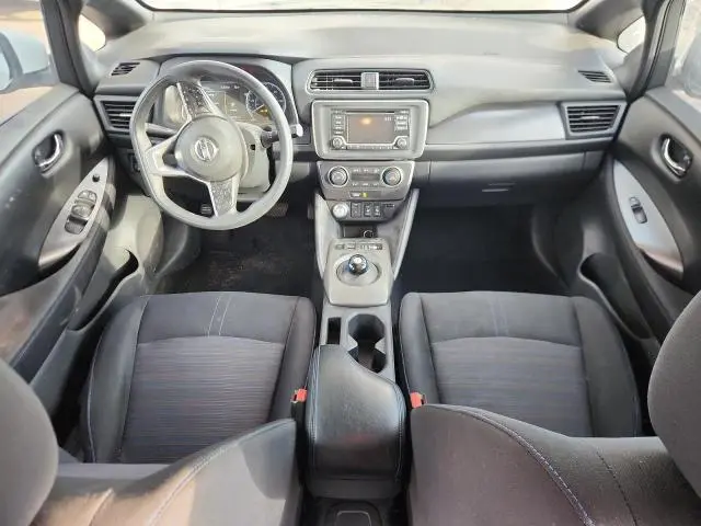 2019 NISSAN LEAF S  