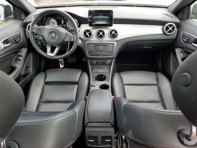 2017 MERCEDES-BENZ GLA 250