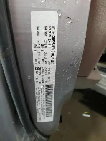 2010 CHRYSLER TOWN & COUNTRY TOURING  