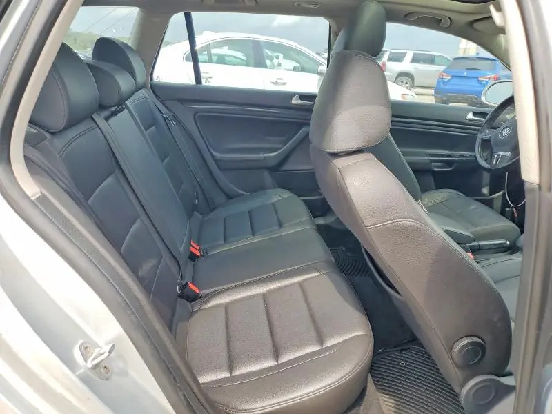 2013 VOLKSWAGEN JETTA TDI  