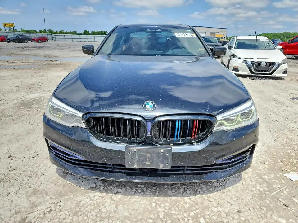 2017 BMW 540 XI  