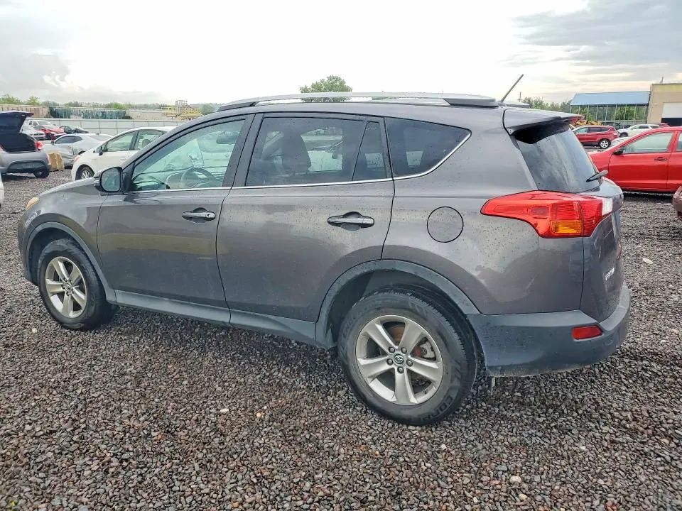 2015 TOYOTA RAV4 XLE  