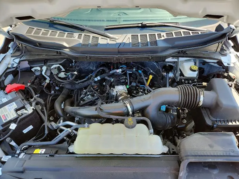 2025 FORD F150 STX  