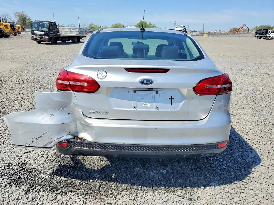 2015 FORD FOCUS S  