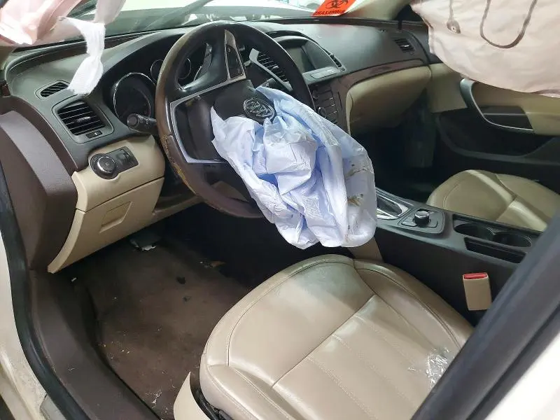 2012 BUICK REGAL PREMIUM  