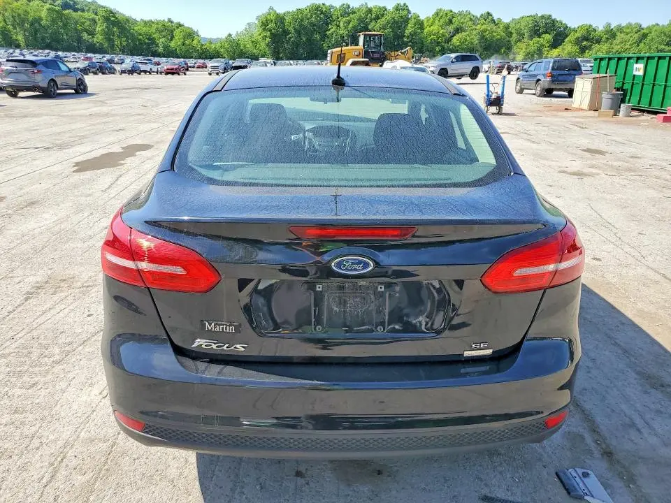 2018 FORD FOCUS SE  