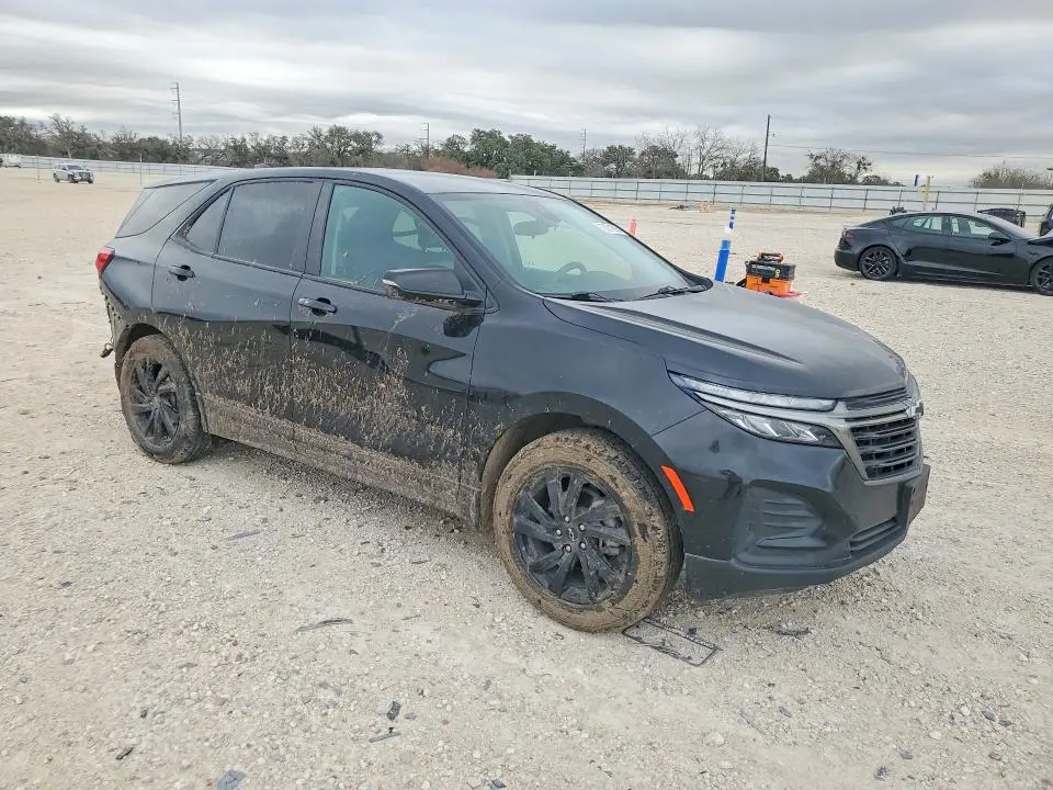 2023 CHEVROLET EQUINOX LS  