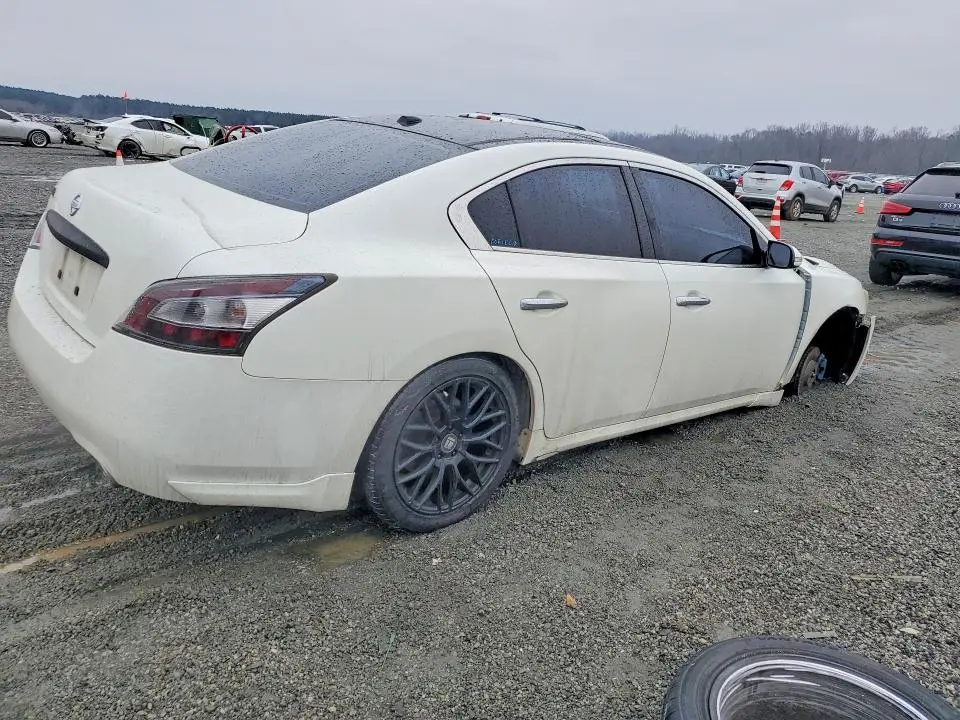 2013 NISSAN MAXIMA S  