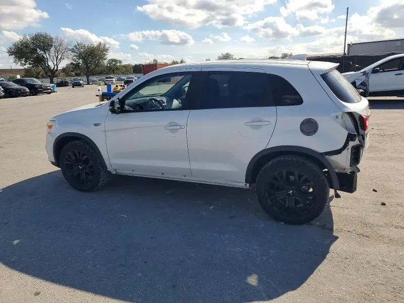2018 MITSUBISHI OUTLANDER SPORT ES  