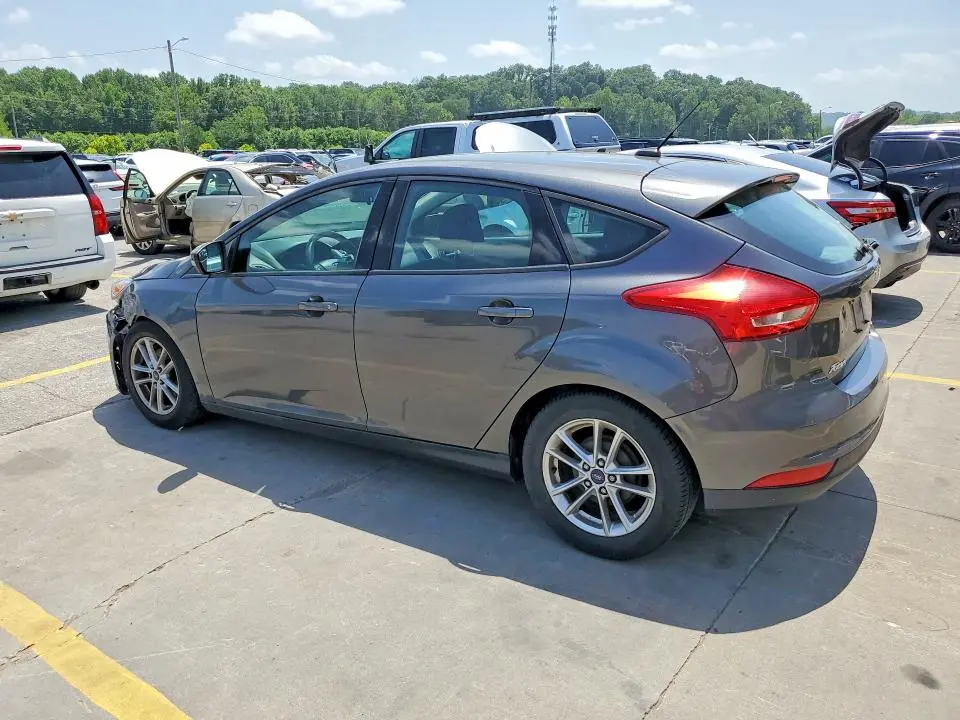 2016 FORD FOCUS SE  