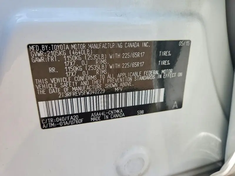 2015 TOYOTA RAV4 XLE  