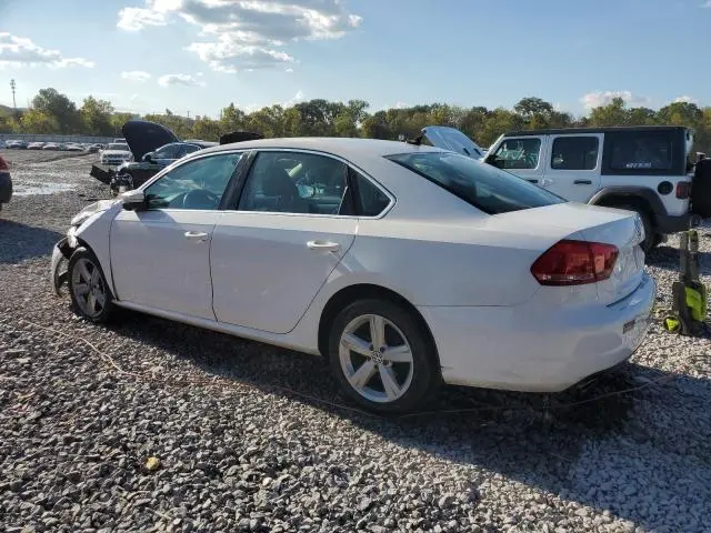 2013 VOLKSWAGEN PASSAT SE  