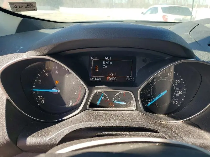 2017 FORD ESCAPE SE  