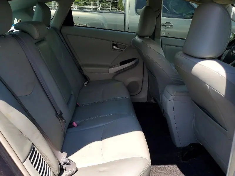 2013 TOYOTA PRIUS FOUR  