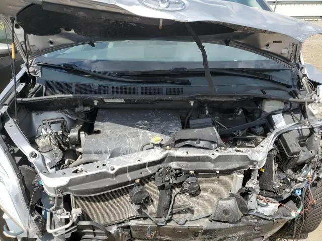 2012 TOYOTA SIENNA LE  