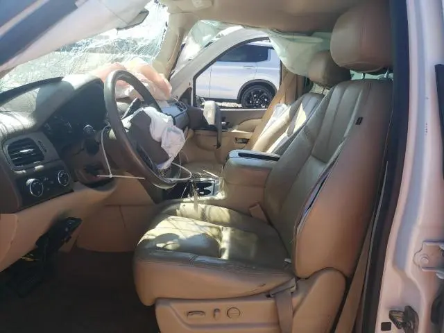 2011 CHEVROLET SUBURBAN K1500 LT  