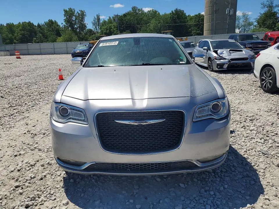 2018 CHRYSLER 300 LIMITED  