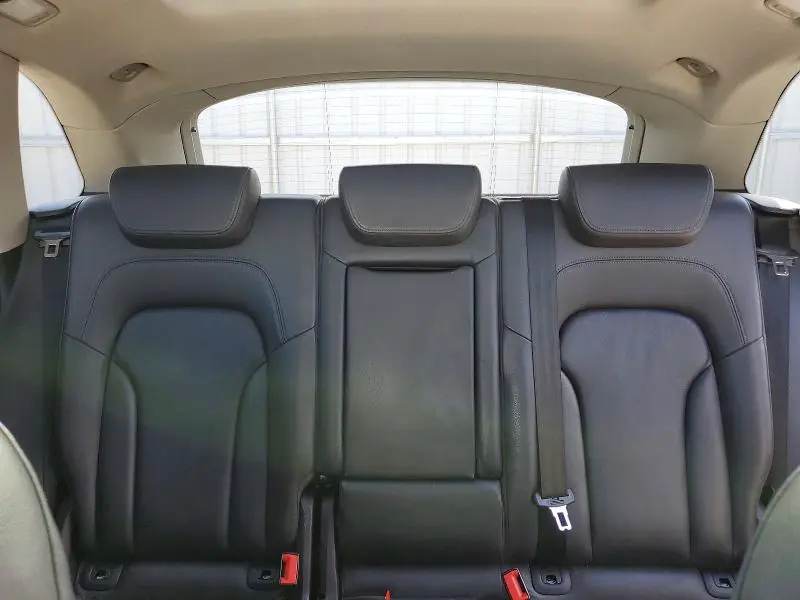 2010 AUDI Q5 PREMIUM PLUS  