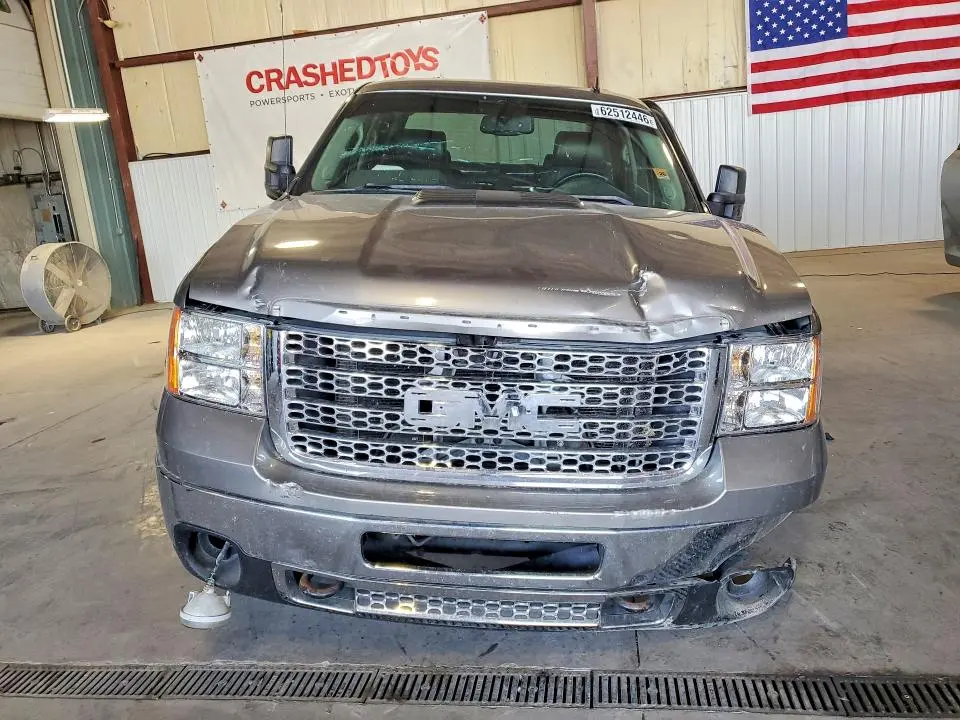 2013 GMC SIERRA K2500 DENALI  