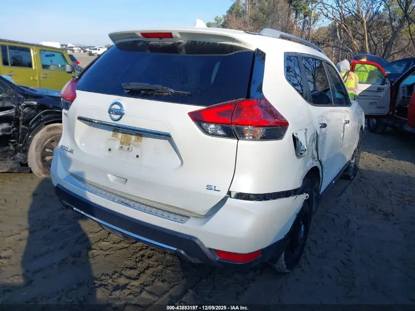 2018 NISSAN ROGUE SL