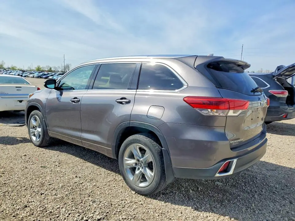 2017 TOYOTA HIGHLANDER LIMITED  
