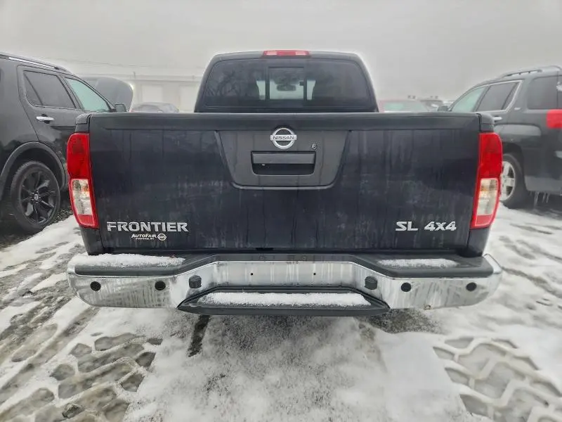 2014 NISSAN FRONTIER SV  