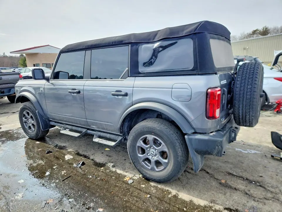 2023 FORD BRONCO BASE  