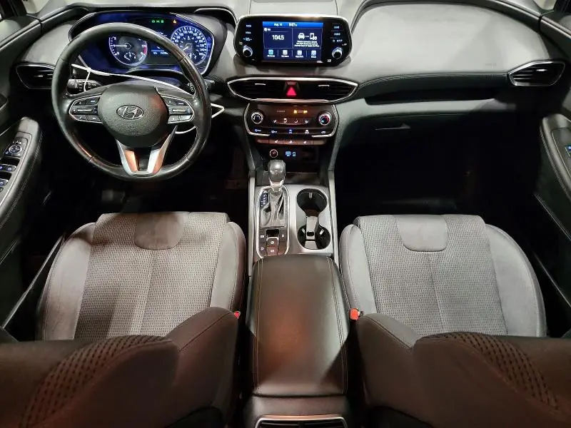 2019 HYUNDAI SANTA FE SE  