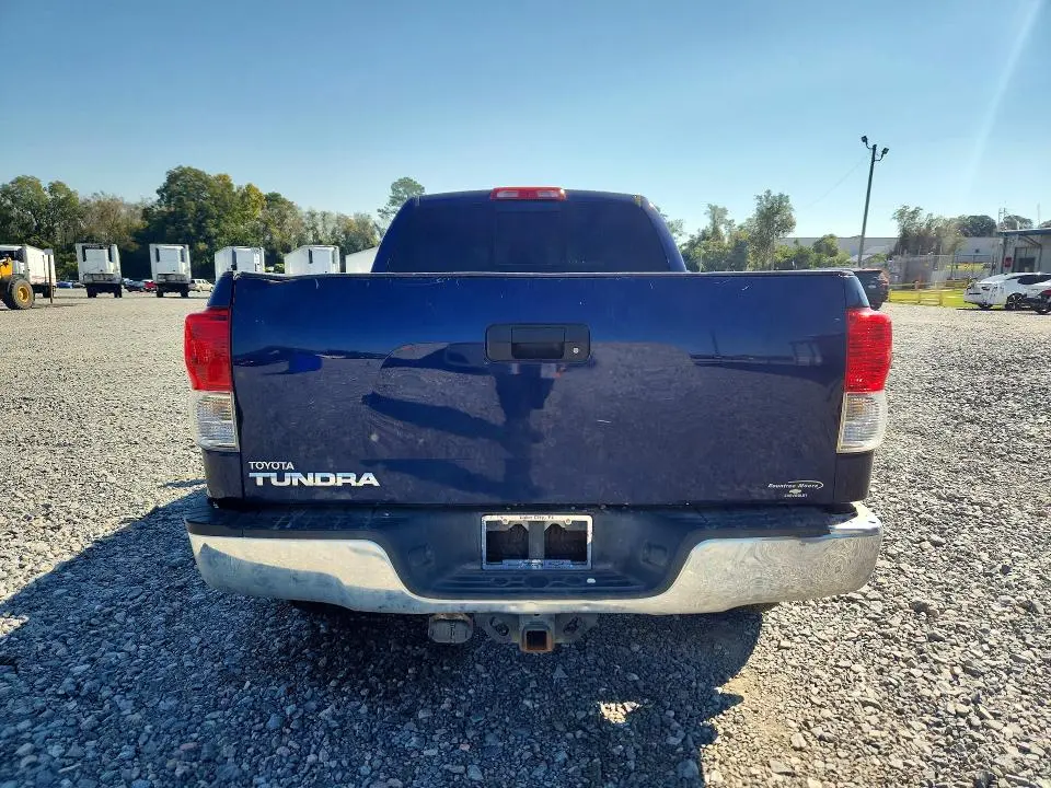 2011 TOYOTA TUNDRA DOUBLE CAB SR5  