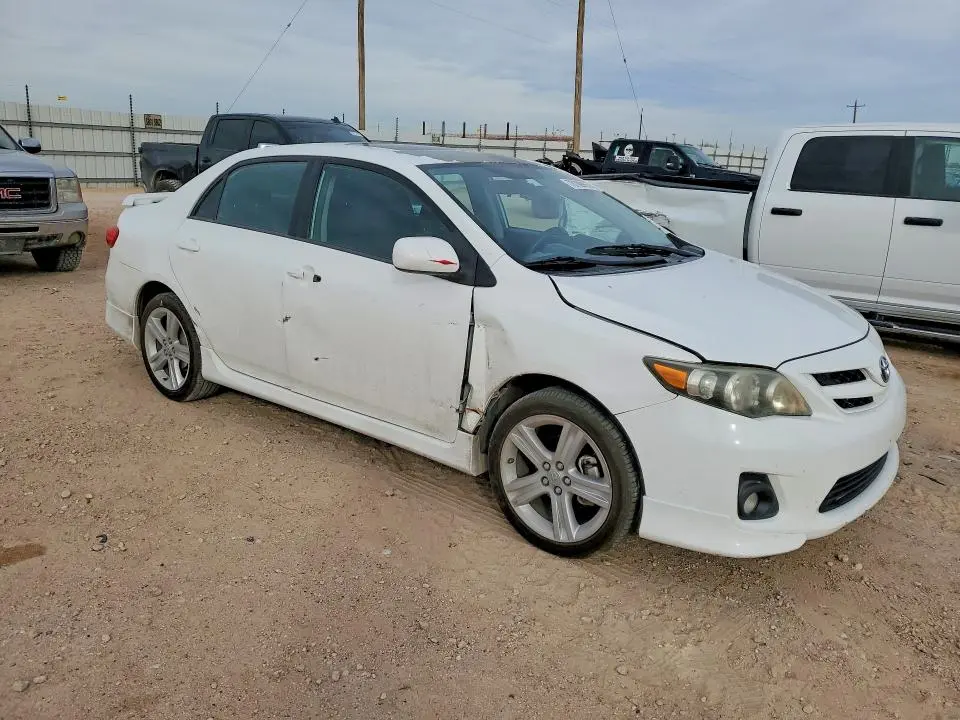 2013 TOYOTA COROLLA   