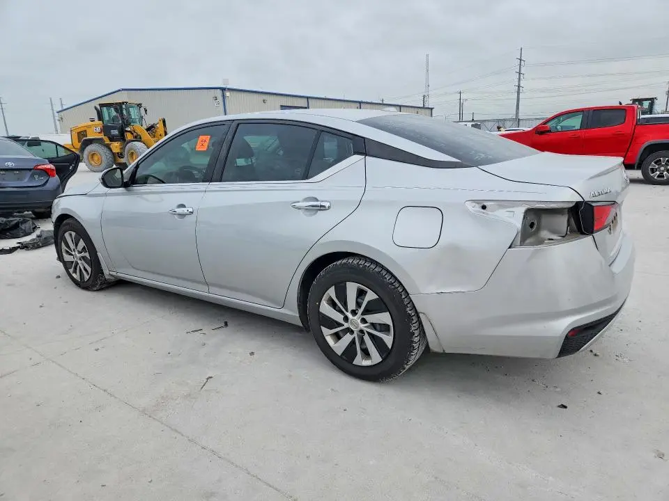 2020 NISSAN ALTIMA S  