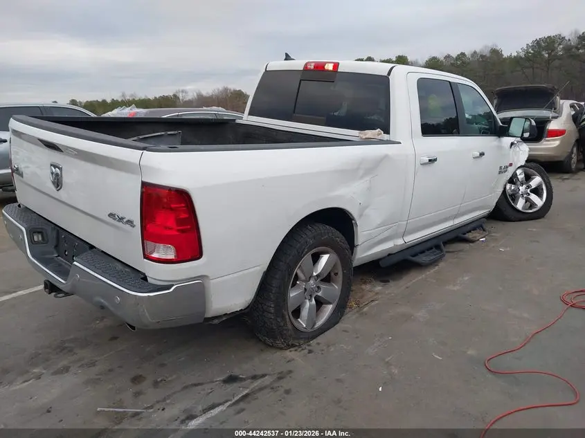 2018 RAM 1500 BIG HORN  4X4 6'4 BOX