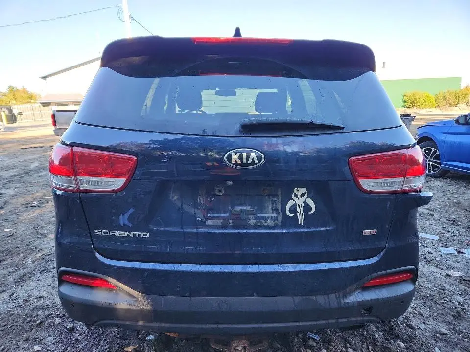 2016 KIA SORENTO LX  