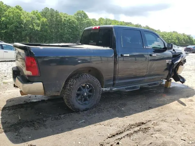 2015 RAM 1500 SLT  