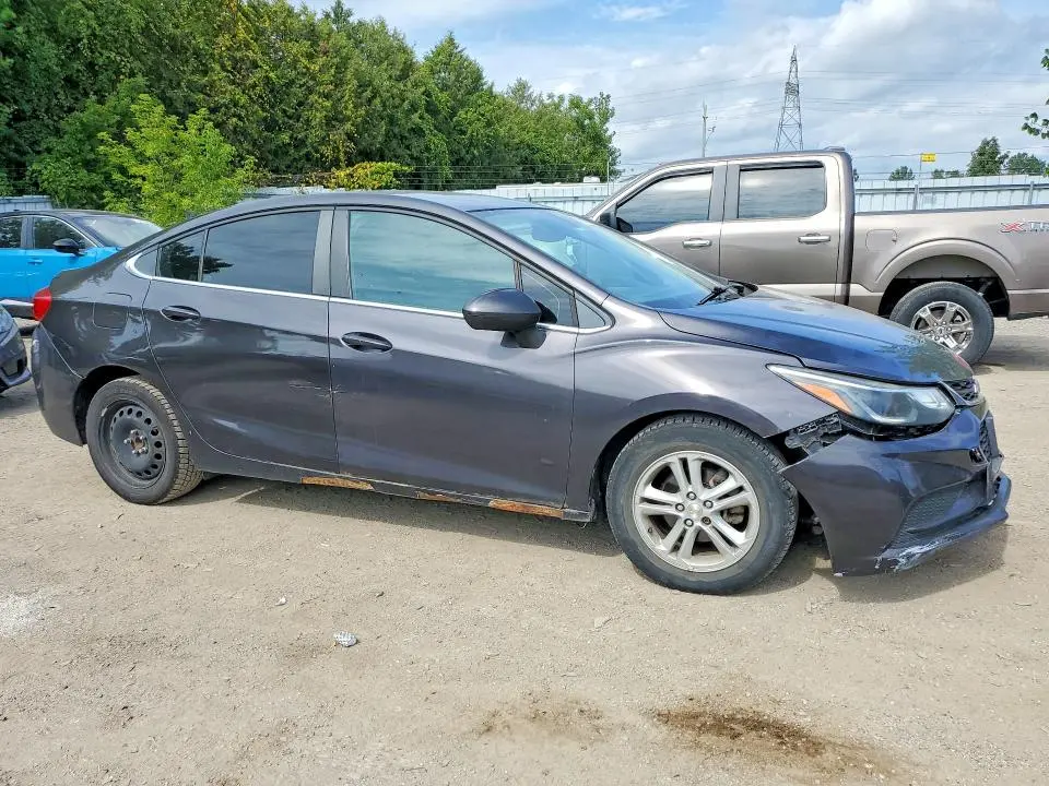 2017 CHEVROLET CRUZE LT  