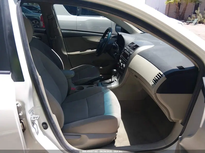 2011 TOYOTA COROLLA LE